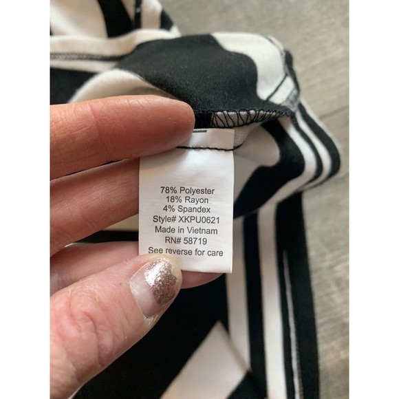 NY COLLECTION Sz L Black/White/Taupe Asymmetrical Front Striped Blouse - Picture 8 of 9